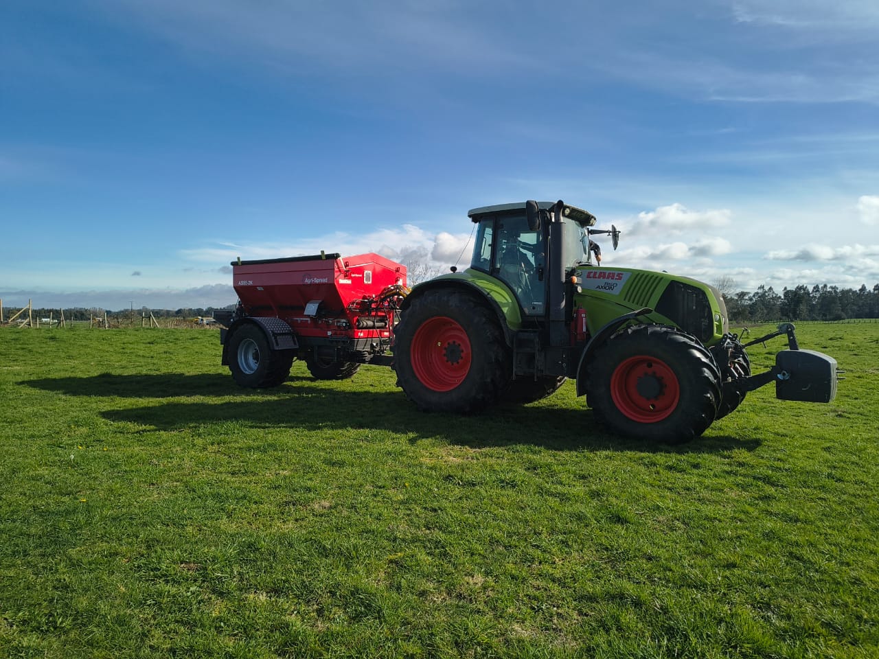 WhatsApp Image 2025-10-14 at 16.44.01